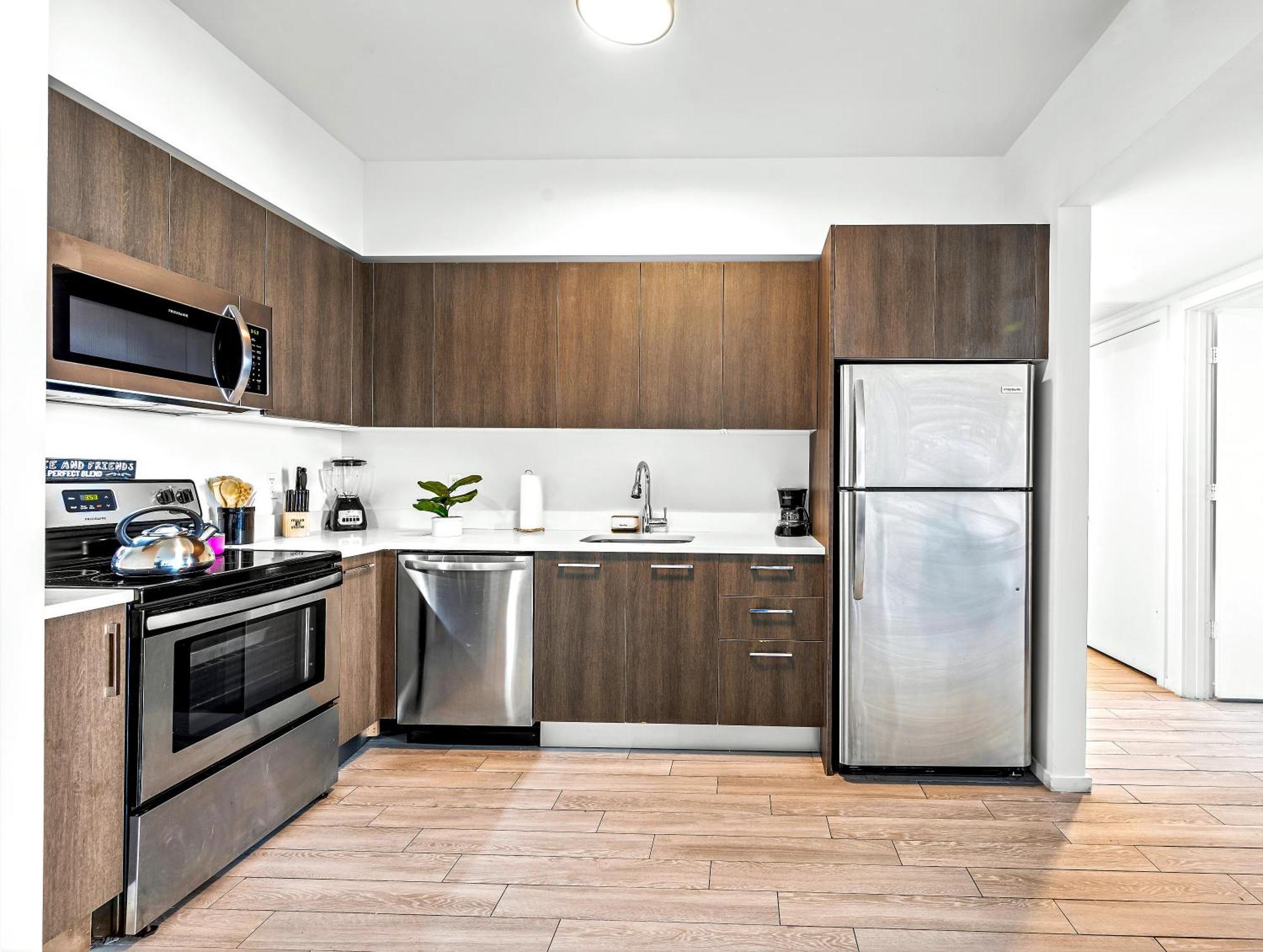 Experience The Perfect Miami Life!! Centrally Located Luxury Condo! Exterior photo